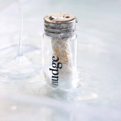 Nudge Clean Sustainable Silk Floss with Glass Container