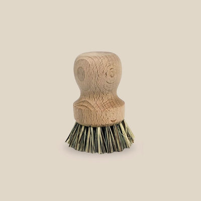 La Droguerie Écologique Natural Fibre Pan Scrubbing Brush